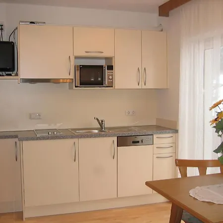 Haus Vesulspitze Bed & Breakfast